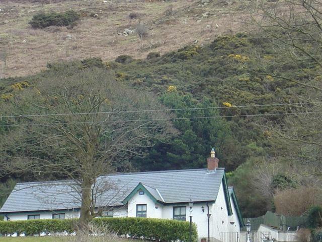 Yewwood Cottage Newry Exterior photo